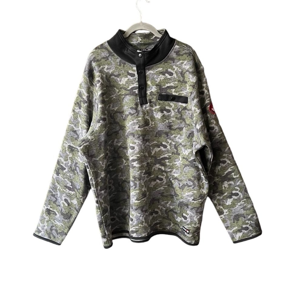 Canada Weather gear  Camouflage 1/4 button up front sweatshirt. SIZE XXL/TTG